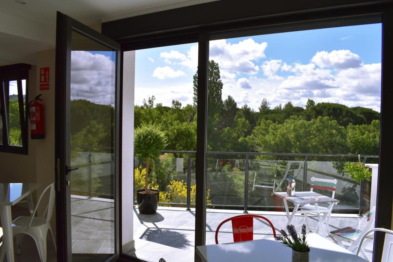 Albergue Hosting Duero Pesquera de Duero Exteriér fotografie